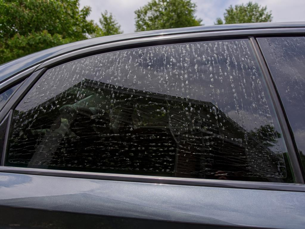 2-Door Tint Removal